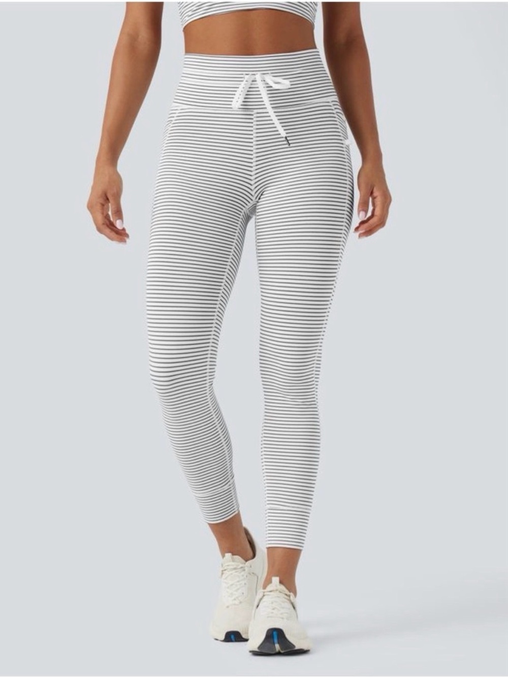NWT High Waisted Drawstring Stripe Capri Yoga Leggings with Pockets Zebra Ripple